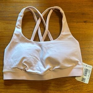 NWT Lulu Lemon Energy Bra size 2
LW 2540S Retail $52 strawberry milkshake
